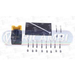 CONNETTORE ELETTRICO A 8 PIN
