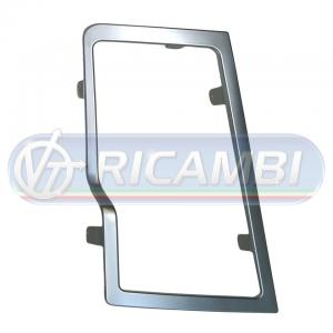 CORNICE SATINATA FANALE ANT. FH 2 FM 2 DX